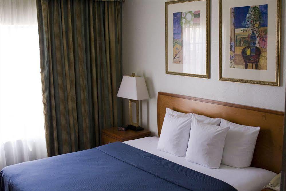 Clarion Suites يوما المظهر الخارجي الصورة